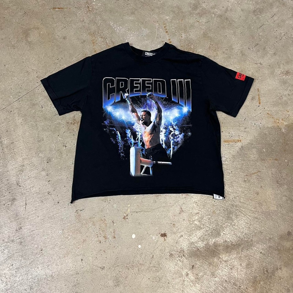 Size M - Cropped and Boxy Creed lll merch